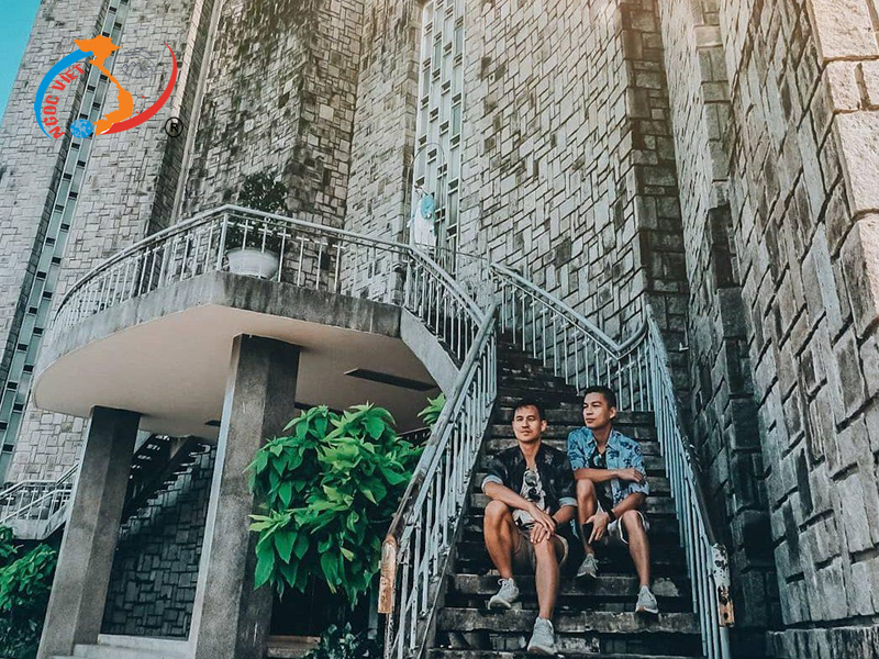 Ngày 2: La Vang - Huế - Đà Nẵng Ngày 2: La Vang - Huế - Đà Nẵng